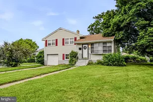 103 Memorial Dr, New Castle, DE 19720 - Photo 1