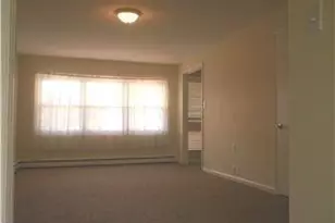 1110 McKennans Church Rd, Wilmington, DE 19808 - Photo 7