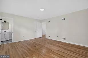806 N Country Club Dr, Newark, DE 19702 - Photo 23