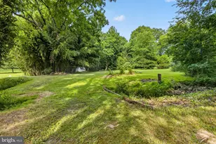 806 N Country Club Dr, Newark, DE 19702 - Photo 45