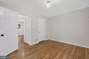 806 N Country Club Dr, Newark, DE 19702 - Photo 33