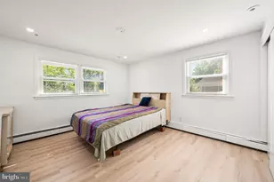 2012 Wildwood Dr, Wilmington, DE 19805 - Photo 15