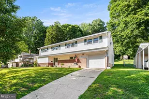 2012 Wildwood Dr, Wilmington, DE 19805 - Photo 3