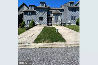 105 Foxfire Drive, Newark, DE 19711 - Photo 1