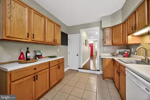817 N Dupont St, Wilmington, DE 19805 - Photo 9
