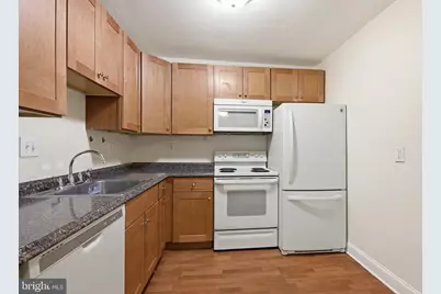 5419 Golf View Drive #B2, Wilmington, DE 19808 - Photo 7