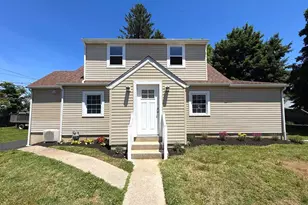 407 W Summit Ave, Wilmington, DE 19804 - Photo 1
