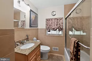 202 N Spring Valley Rd, Wilmington, DE 19807 - Photo 37