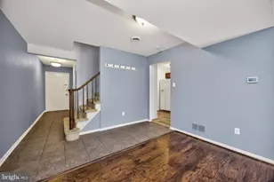 134 E Green Valley Cir, Newark, DE 19711 - Photo 3