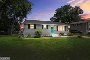 2 Spring Lake Dr, Newark, DE 19711 - Photo 1