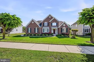 723 Parkman Dr, Bear, DE 19701 - Photo 1