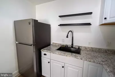 715 W 8th Street, Wilmington, DE 19801 - Photo 13