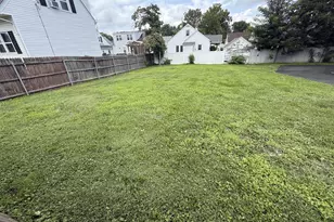409 W Summit Ave, Wilmington, DE 19804 - Photo 1