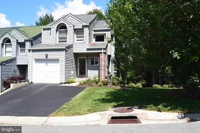 300 Pleasant Knoll Court, Newark, DE 19711 - Photo 1