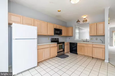 872 N Waterford Lane, Wilmington, DE 19808 - Photo 7