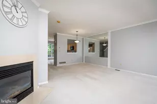 872 N Waterford Ln, Wilmington, DE 19808 - Photo 5