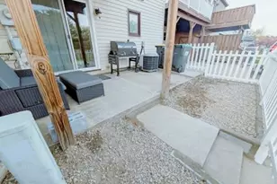 229 E Green Valley Cir, Newark, DE 19711 - Photo 11