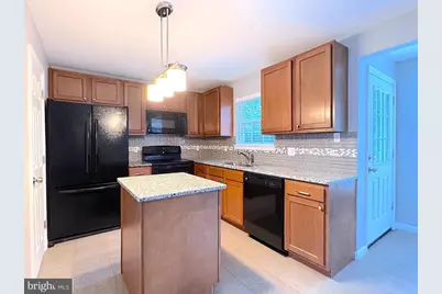 354 N Barrington Court, Newark, DE 19702 - Photo 11