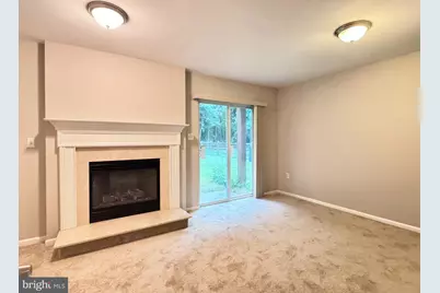 354 N Barrington Court, Newark, DE 19702 - Photo 3