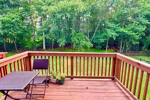 354 N Barrington Ct, Newark, DE 19702 - Photo 13