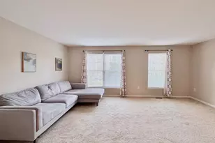 354 N Barrington Ct, Newark, DE 19702 - Photo 5