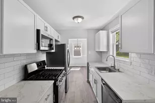121 Robinson, New Castle, DE 19720 - Photo 17