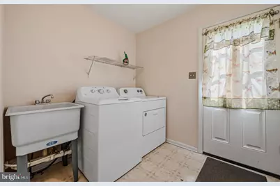 102 Avignon Court, Newark, DE 19702 - Photo 17