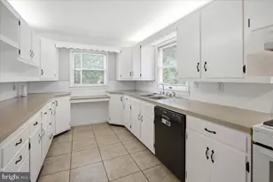 300 Tamara Cir, Newark, DE 19711 - Photo 13