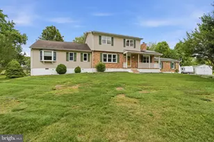 14 Bowfin Dr, Newark, DE 19702 - Photo 1