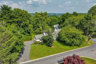 102 Meriden Dr, Hockessin, DE 19707 - Photo 1