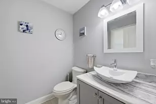 33 Country Hills Dr, Newark, DE 19711 - Photo 5