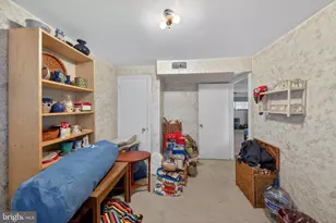178 W Shelley Dr, Claymont, DE 19703 - Photo 33