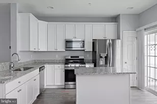 624 McComb Pl, Claymont, DE 19703 - Photo 3