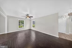 215 Tina Marie Ln, Smyrna, DE 19977 - Photo 9
