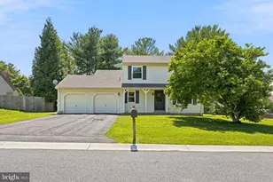 249 W Bynum Pl, Bear, DE 19701 - Photo 1