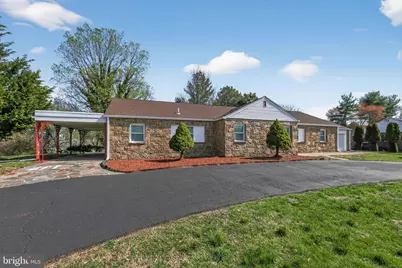 207 Rolling Green Avenue, New Castle, DE 19720 - Photo 3