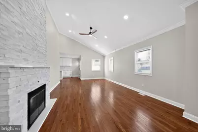 207 Rolling Green Avenue, New Castle, DE 19720 - Photo 15