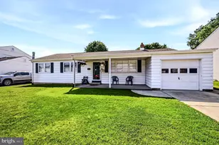 332 E Roosevelt Ave, New Castle, DE 19720 - Photo 1