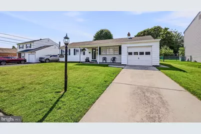 332 E Roosevelt Avenue, New Castle, DE 19720 - Photo 3