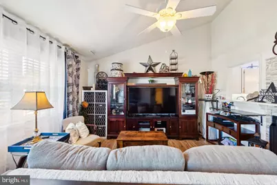 126 Medley Drive, Newark, DE 19713 - Photo 5