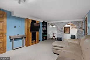 1020 Wawaset St, Wilmington, DE 19806 - Photo 11