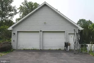 2407 Valley Ave, Wilmington, DE 19810 - Photo 3