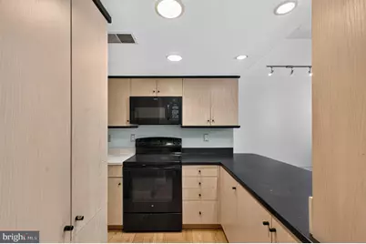2400 Baynard Boulevard #APT 3, Wilmington, DE 19802 - Photo 5