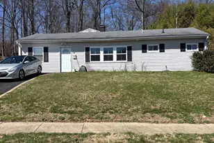 61 Kennard Dr, Newark, DE 19711 - Photo 1