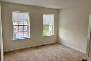 654 Jacobsen Cir, Newark, DE 19702 - Photo 17