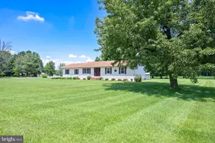 508 Lake Dr, Middletown, DE 19709 - Photo 3