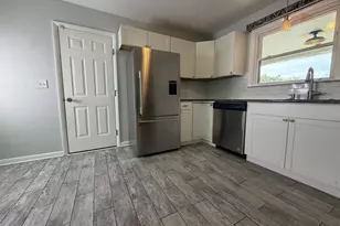 3211 Carillon Dr, Wilmington, DE 19808 - Photo 3