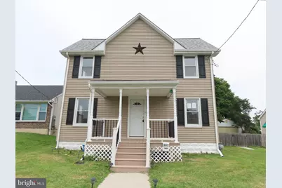 207 Baldt Avenue, New Castle, DE 19720 - Photo 1