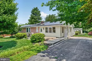 13 Central Ave, New Castle, DE 19720 - Photo 1