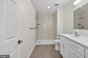 531 E 8th St, Wilmington, DE 19801 - Photo 29
